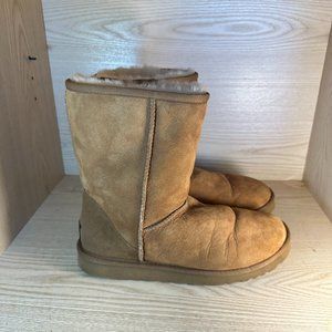 UGG BOOTS brown size US8